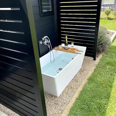 Soul Sanctuary, With Outdoor Bath Βίλα Raglan Εξωτερικό φωτογραφία